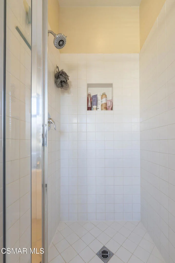 Photo of Unit B at 2916 Esperanza Way