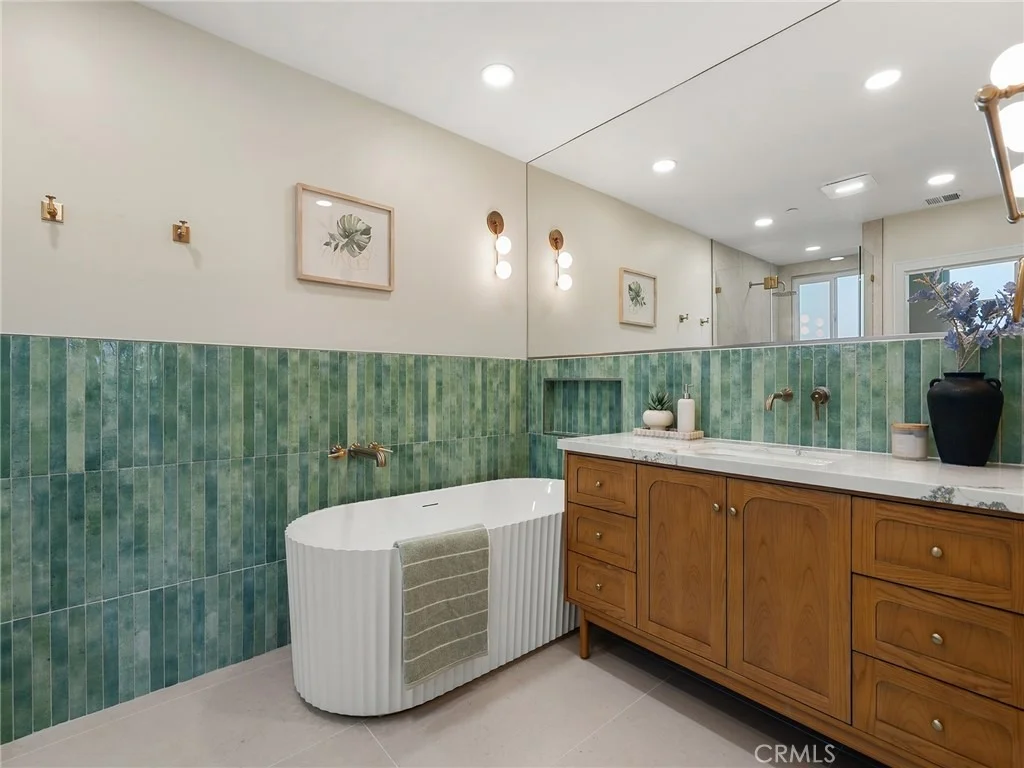 Photo of 323 Santa Rosa Road