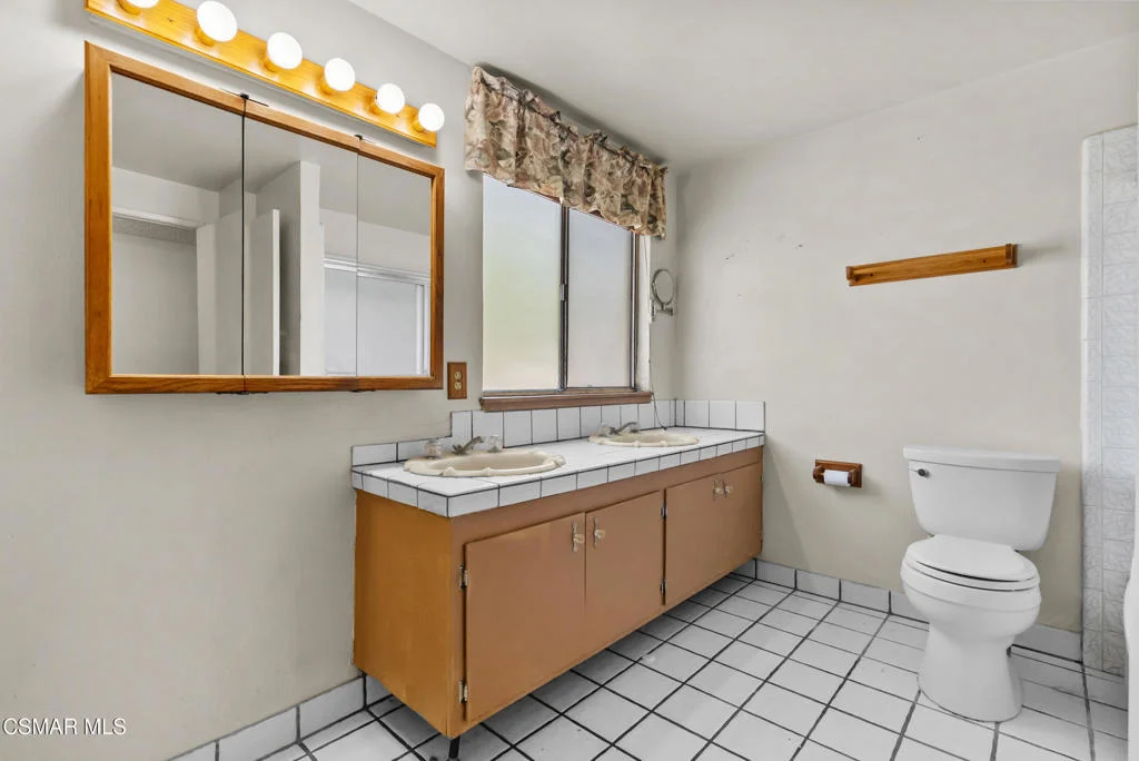Photo of 1163 Sycamore Drive