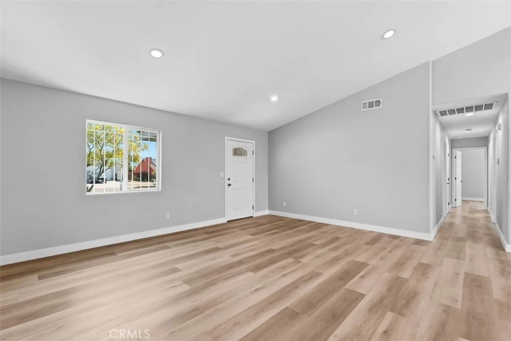 Photo of 2864 Colima