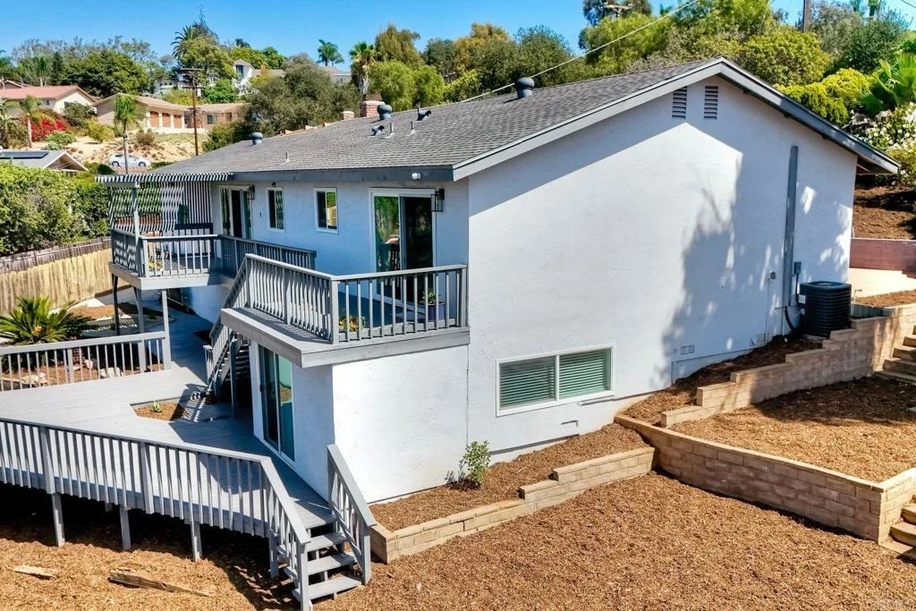 Photo of 2449 Primrose Ave