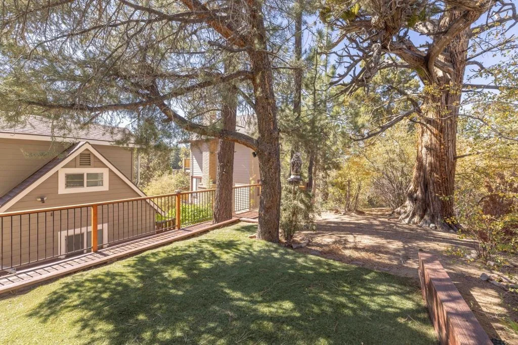 Photo of 42948 Moonridge Road