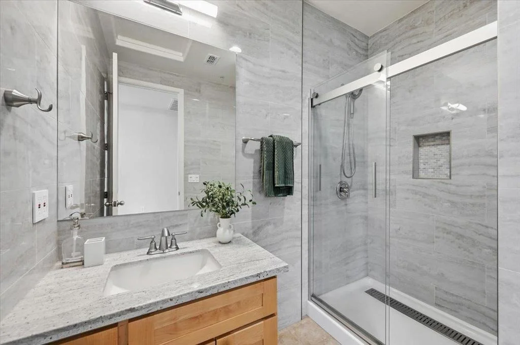 Photo of 1367 Shore Drive