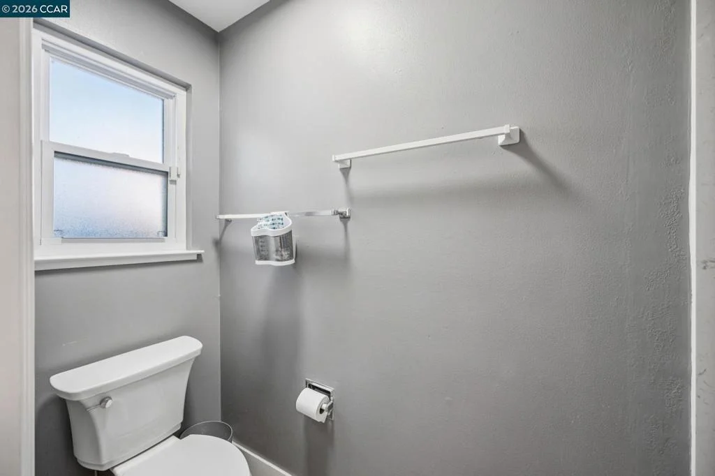 Photo of 20 Clairmont Pl