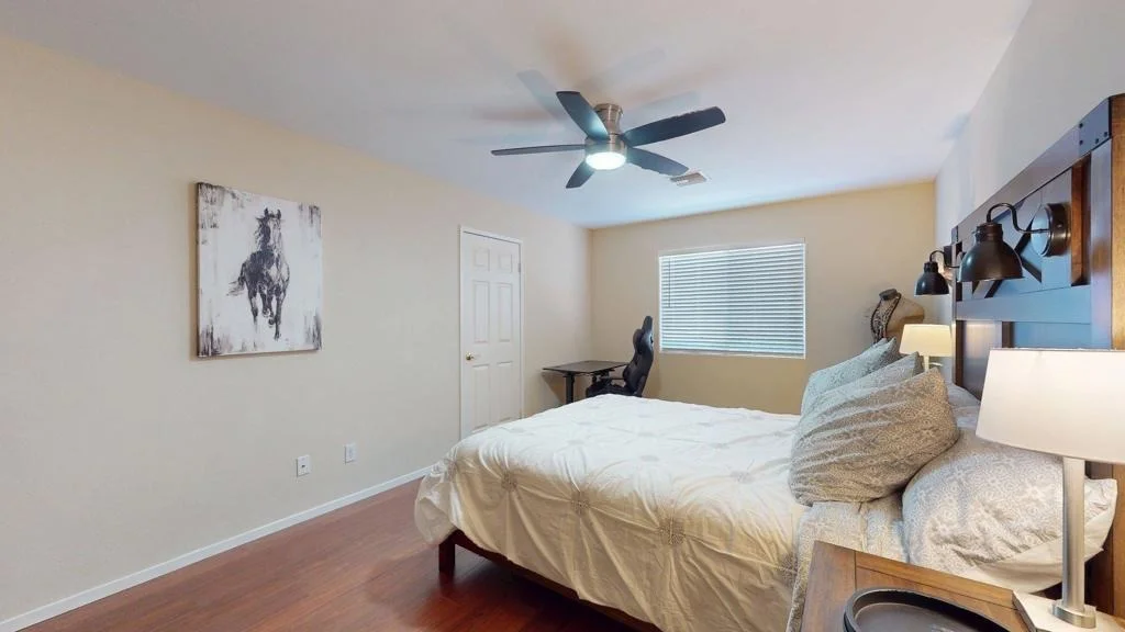 Photo of 43850 Venice Drive
