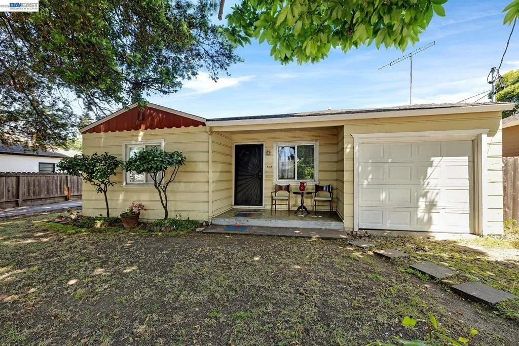 Photo of 462 Hampton Rd