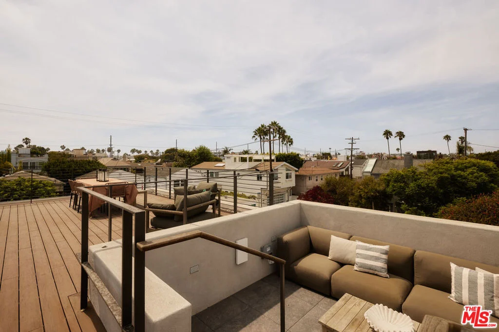Photo of 2801 Sanborn Avenue