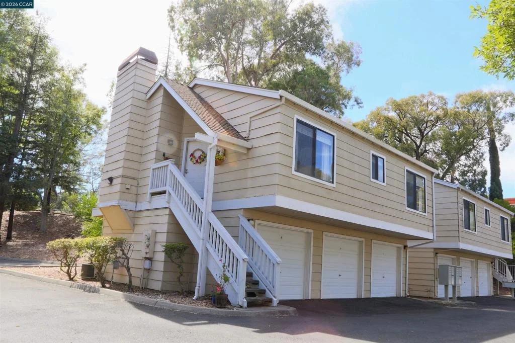 Photo of 444 Mill Rd