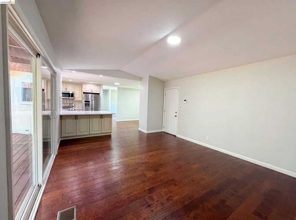 Photo of 1091 Fox Meadow Way