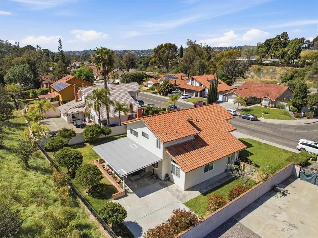 Photo of 1066 Surrey Drive