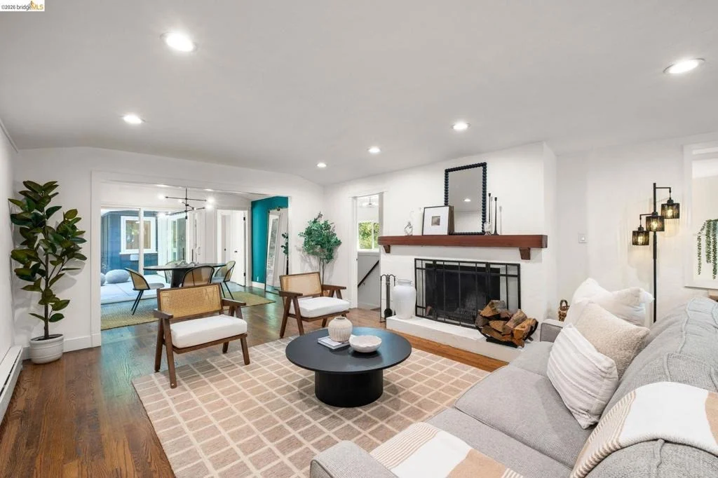 Photo of 2647 Monterey Blvd