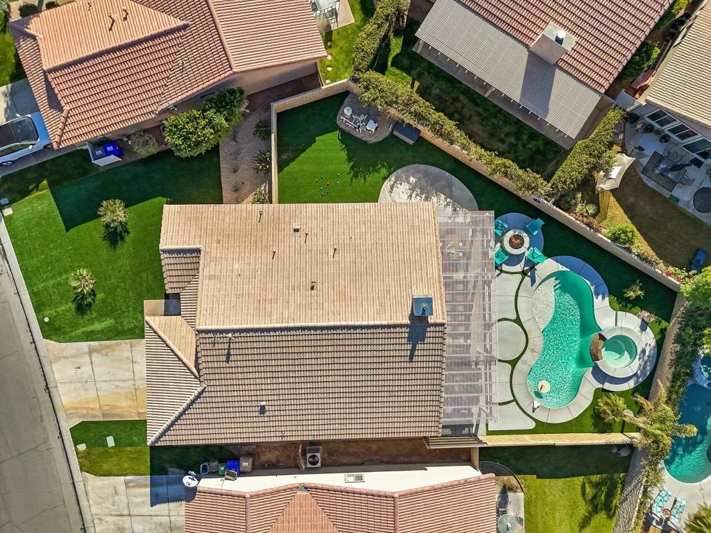 Photo of 49771 Lincoln Drive