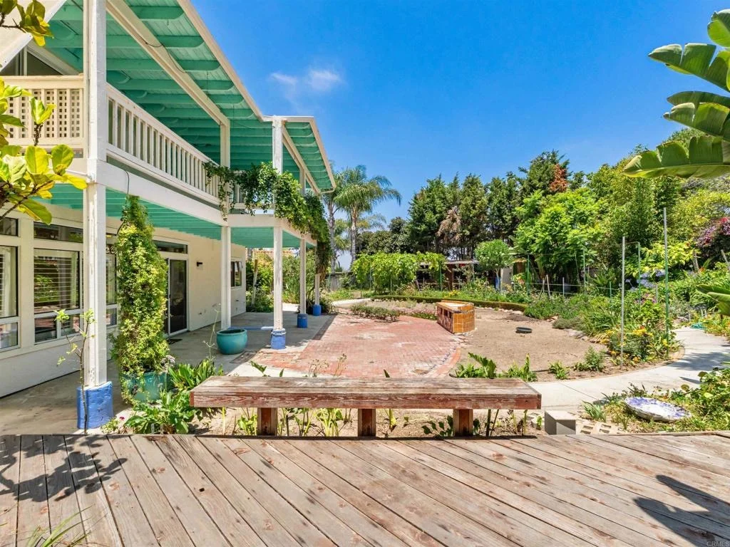 Photo of 5151 Bella Colina Street