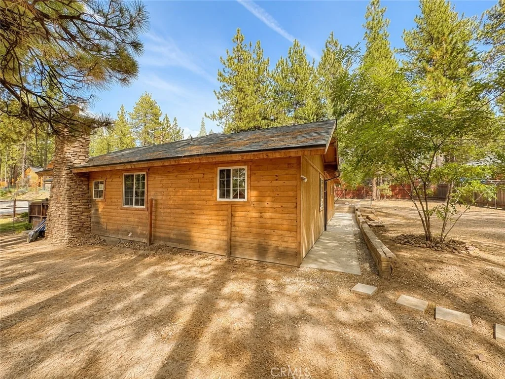 Photo of 39893 Forest Road