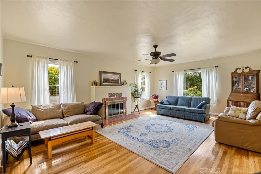 Photo of 319 S Merrill Avenue