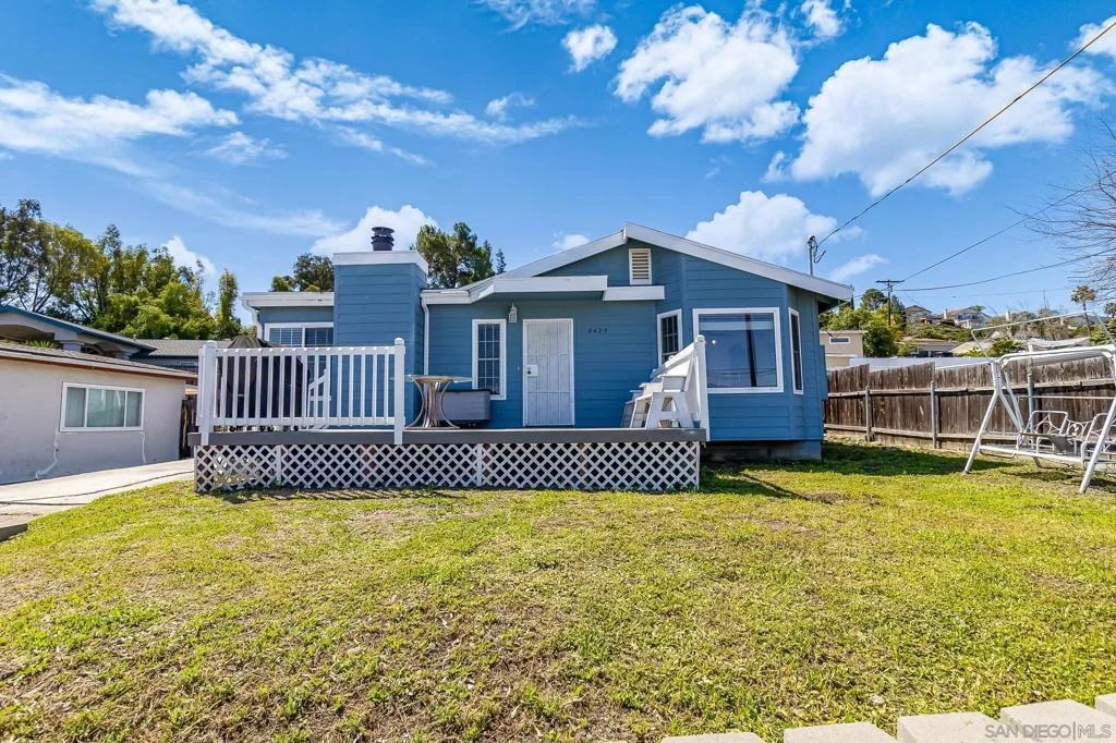Photo of 8423 Prospect Ave