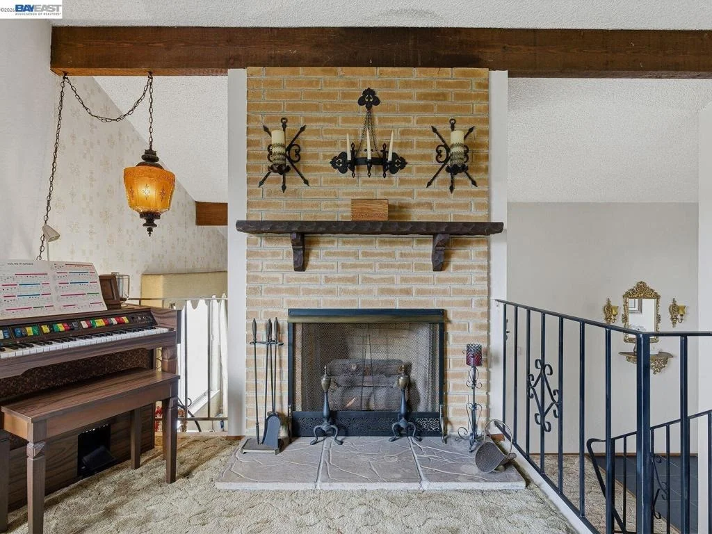 Photo of 836 Hawthorne Dr