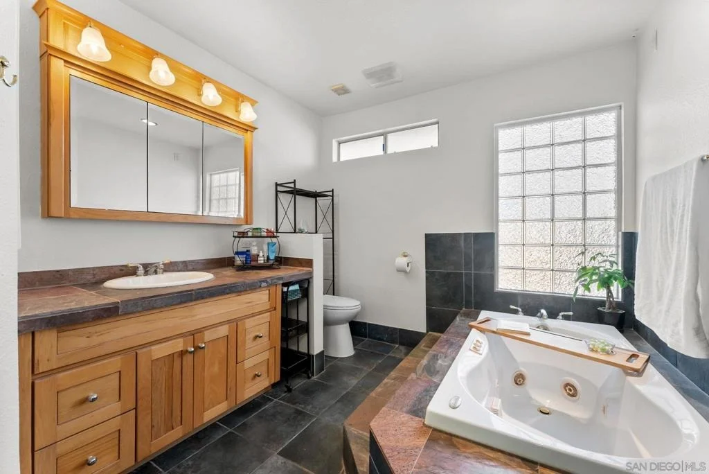Photo of 10253 Paseo Park
