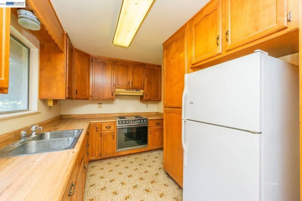 Photo of 376 Mountain View Dr.
