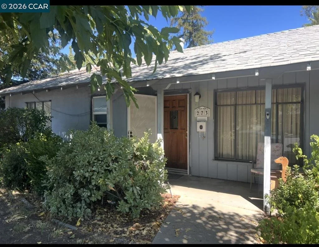 Photo of 273 Gregory Lane