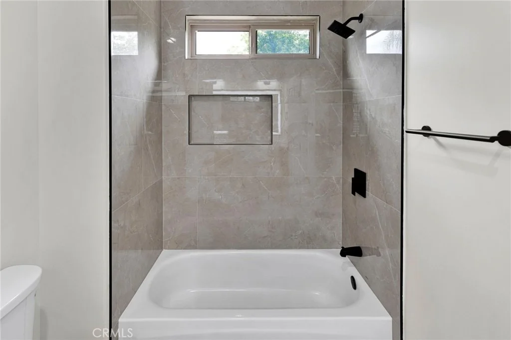 Photo of 4954 Crestview Place