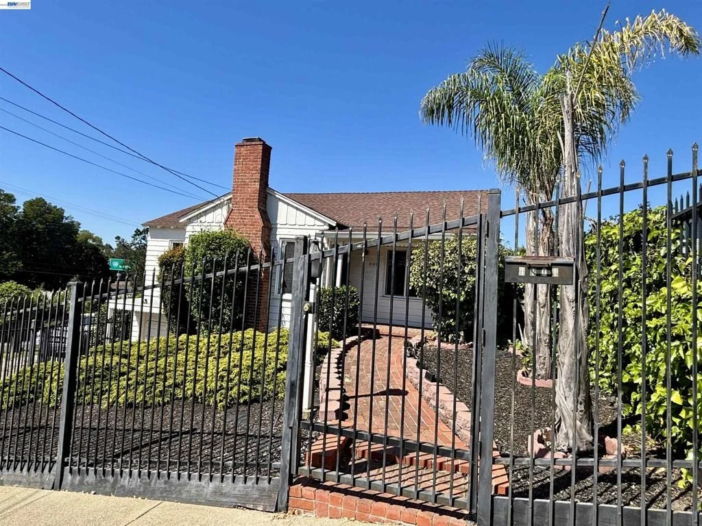 Photo of 4101 Mountain View Ave