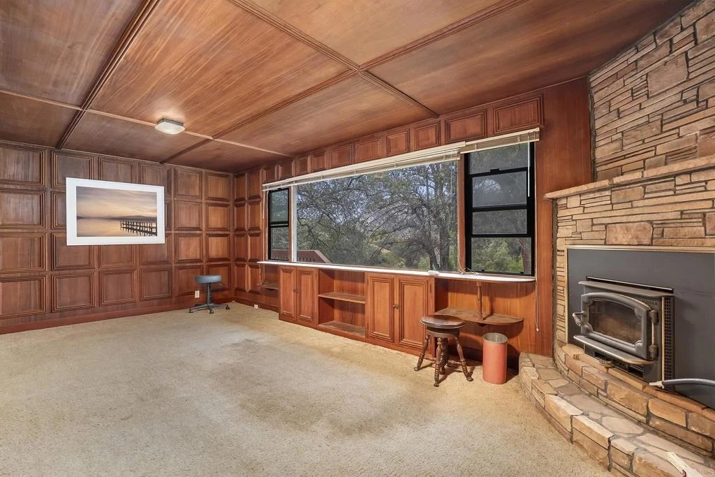 Photo of 450 SUMMERHILL CT