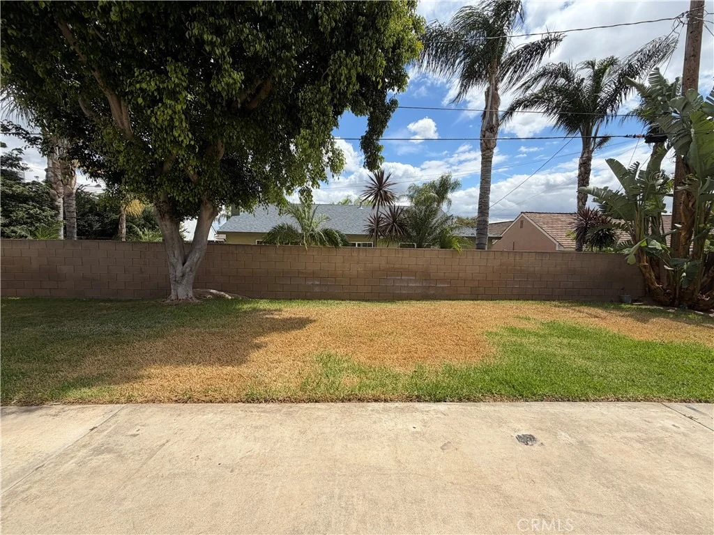 Photo of 5221 Dresden Place