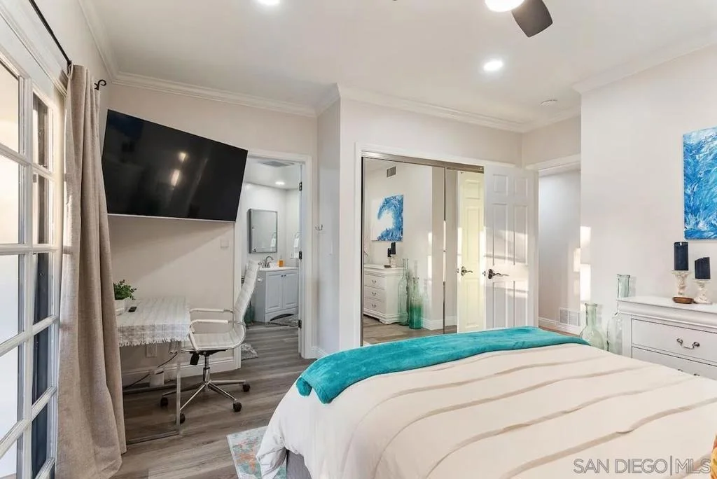 Photo of 1005 Solymar Drive