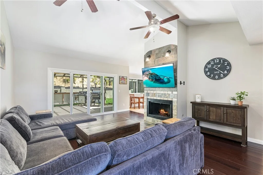 Photo of 42540 Escolacata Drive
