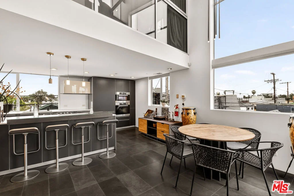 Photo of 1308 Pacific Avenue
