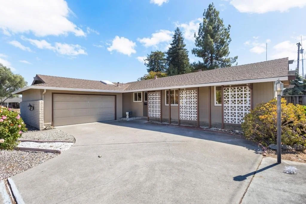 Photo of 2980 Pruneridge Avenue