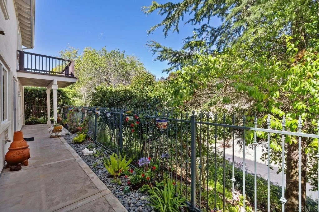 Photo of 6085 Hillpointe Row