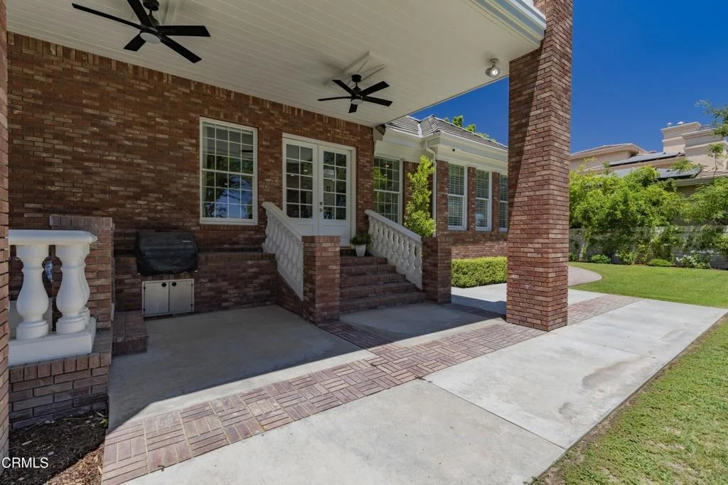 Photo of 2300 Weybridge Drive