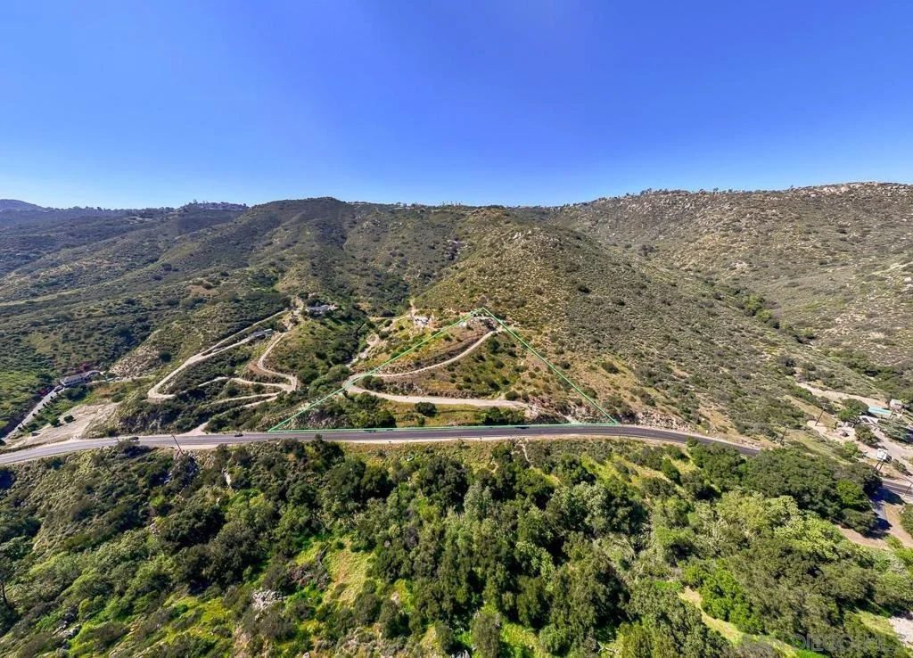 Photo of 1186 Harbison Canyon