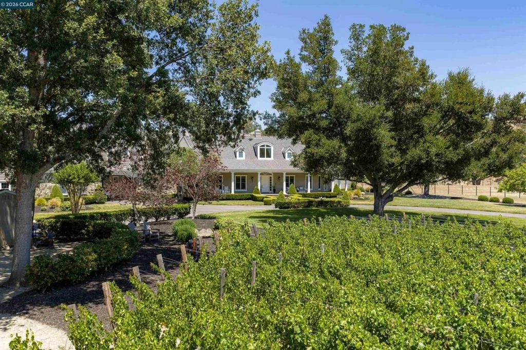 Photo of 5401 Penny Ln