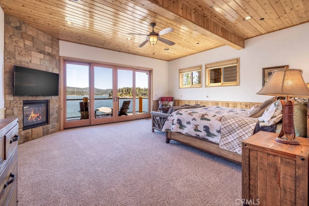 Photo of 659 Cove Drive