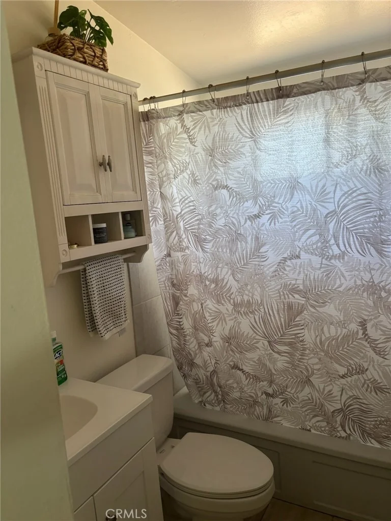 Photo of 573 White