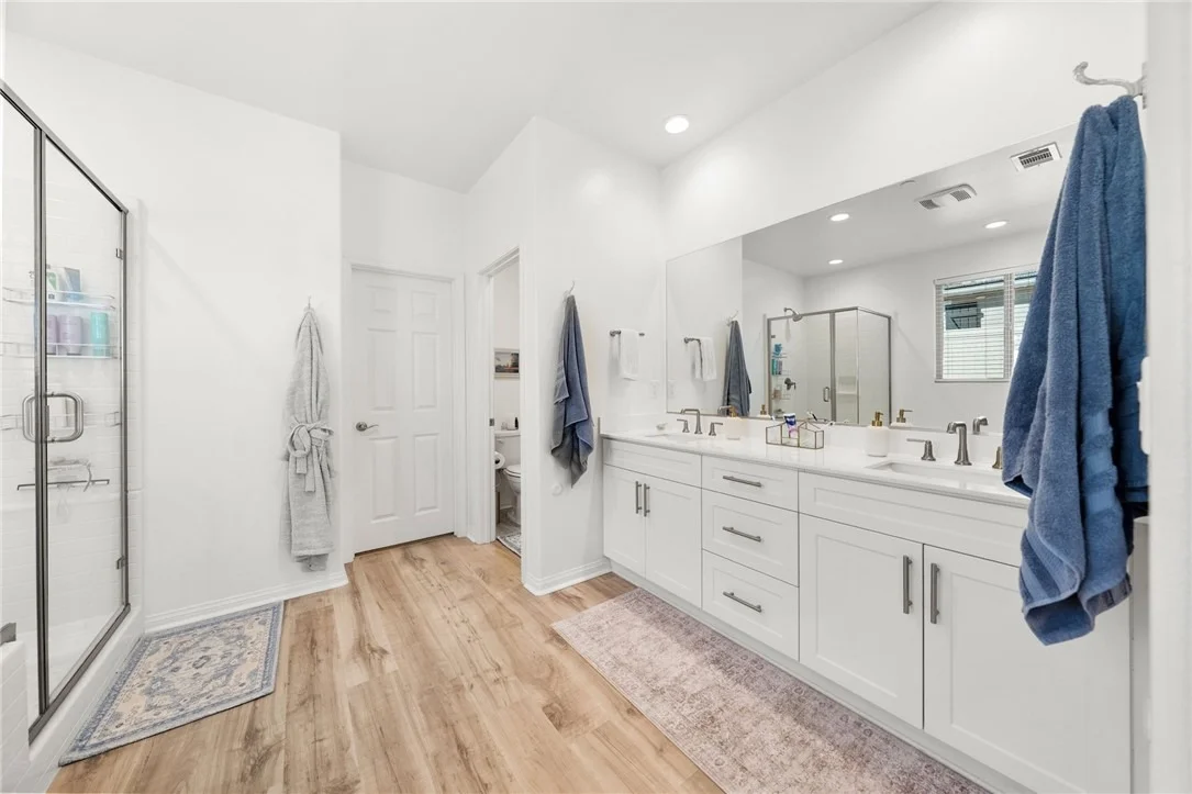 Photo of 21206 Saratoga Drive