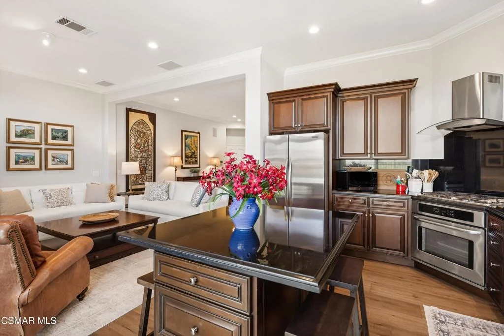 Photo of 927 Corte Augusta