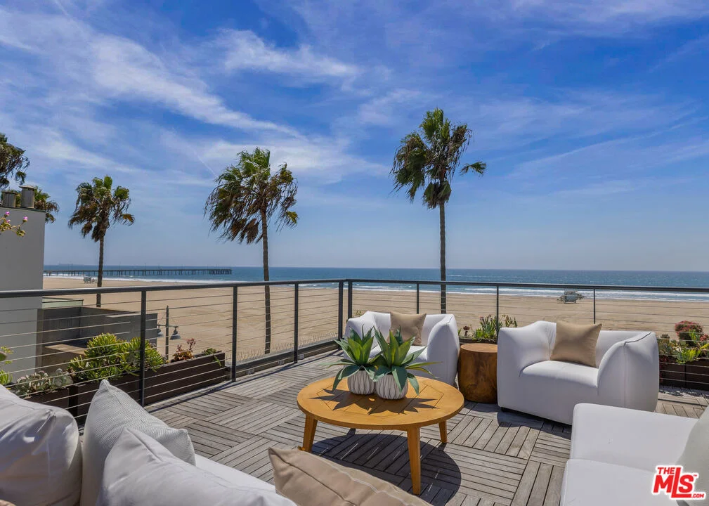 Photo of 2311 Ocean Front Walk