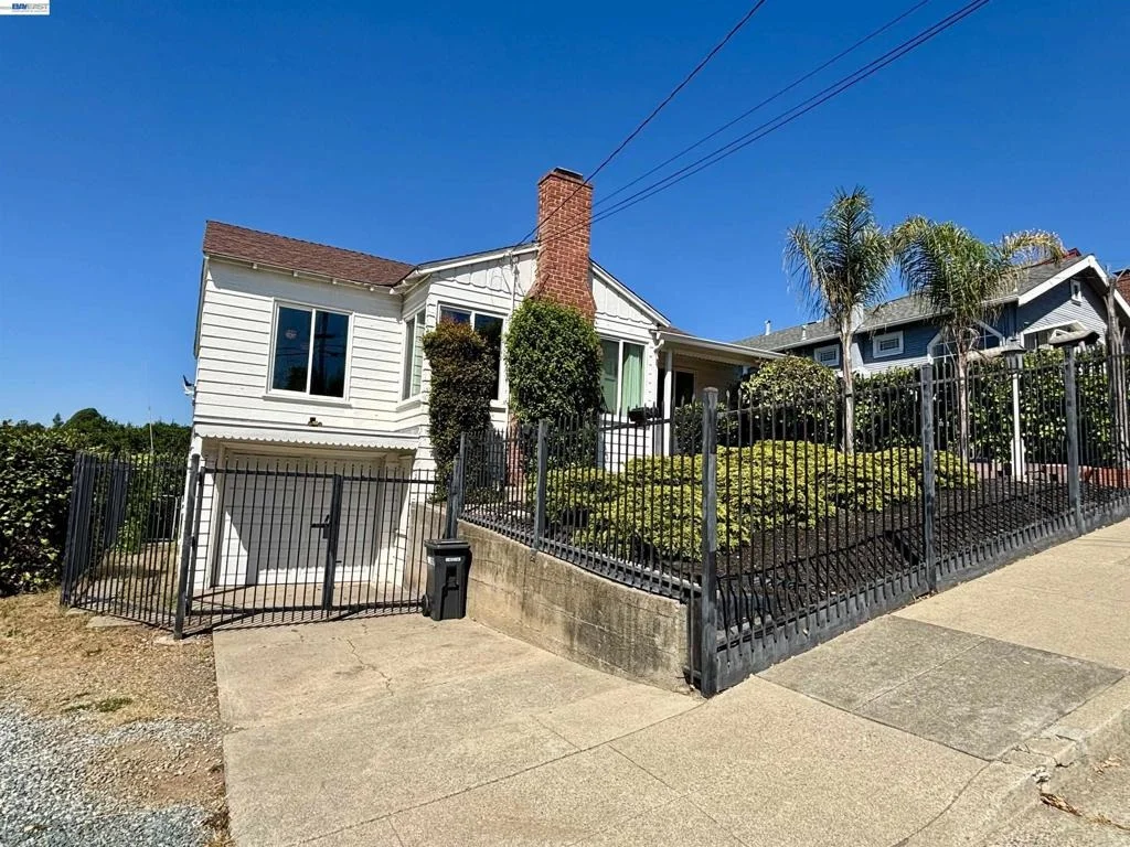Photo of 4101 Mountain View Ave