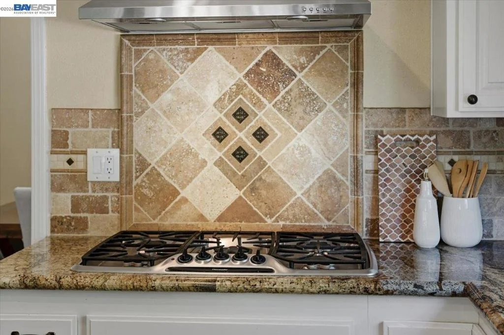 Photo of 3766 Valley View Way