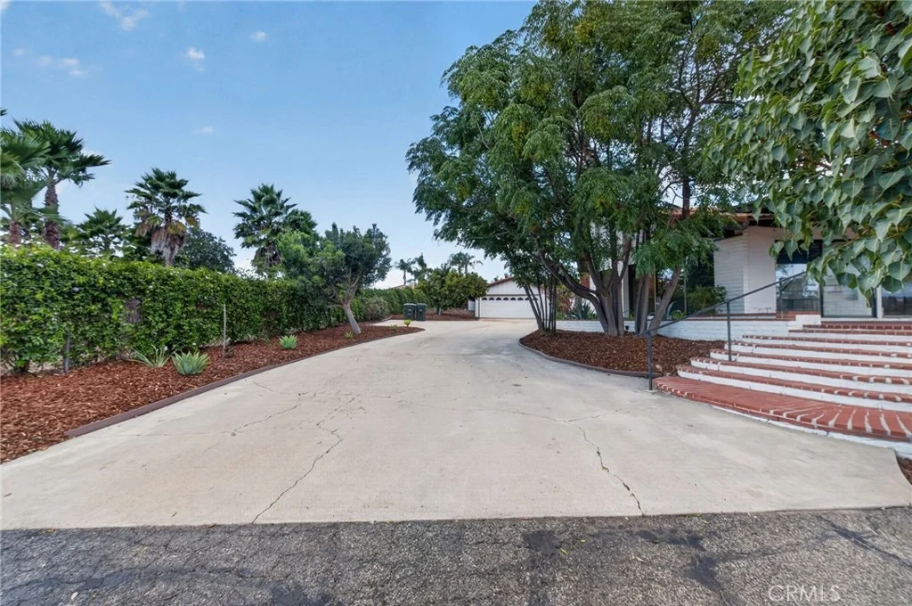 Photo of 2801 E Mission Road
