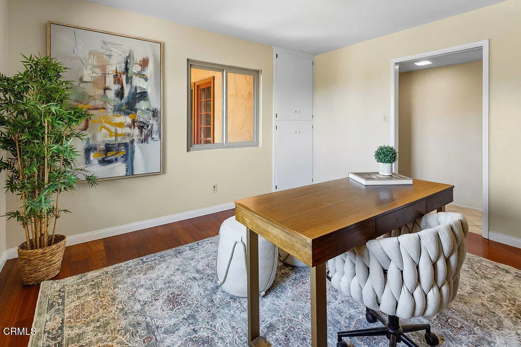 Photo of 567 N Avocado Place