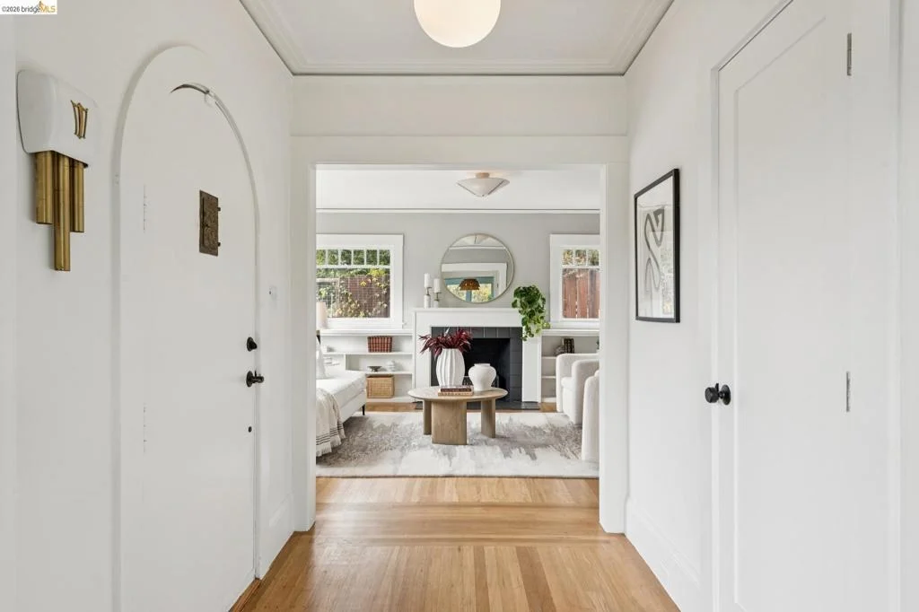 Photo of 1117 The Alameda
