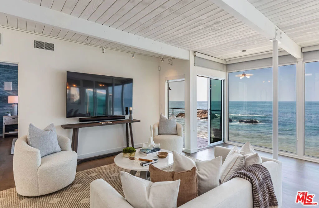 Photo of 25006 Malibu Road