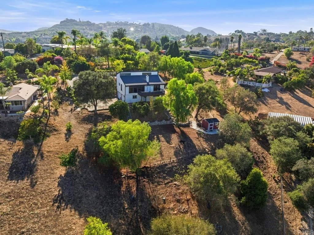 Photo of 335 Morro Hills Road