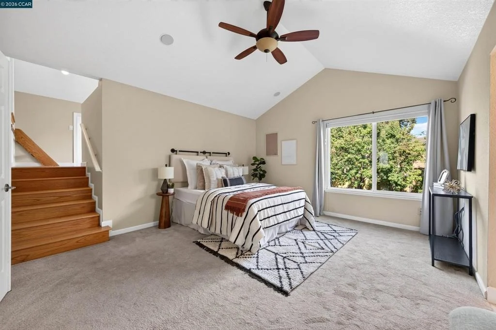 Photo of 1409 Stonehedge Dr