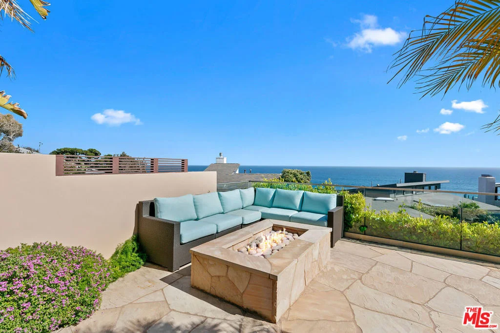 Photo of 31522 Broad Beach Road